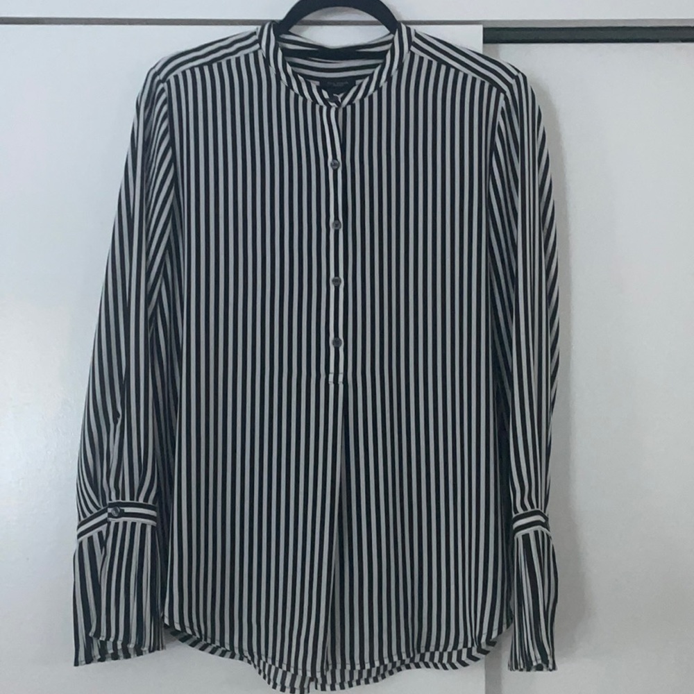 Ann Taylor Factory, Black and White stripped blouse with  pleated sleeve detail